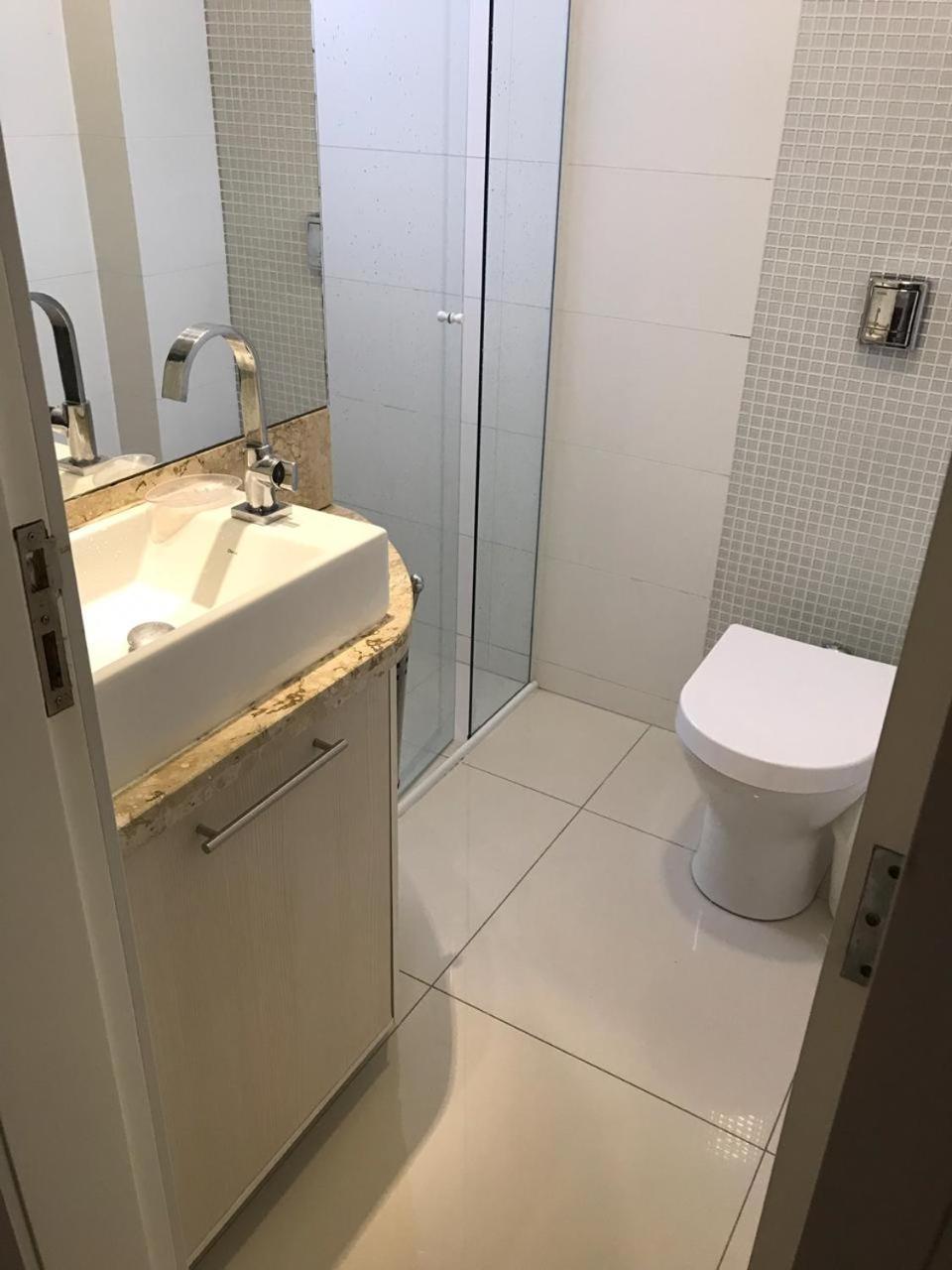 Lindo Apartamento Em Balneário Camboriú, 1 Quadra Do Mar * Balneário Camboriú
