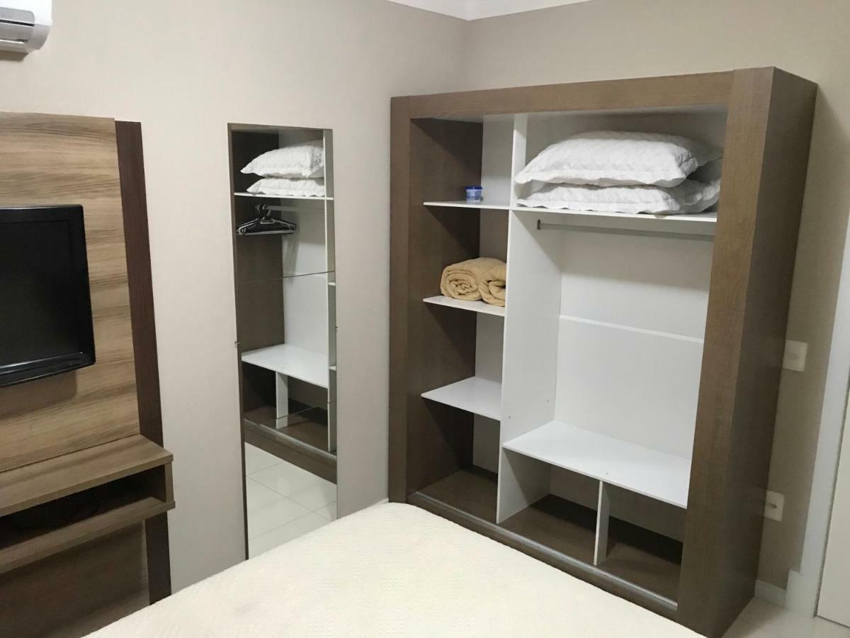Lindo Apartamento Em Balneário Camboriú, 1 Quadra Do Mar Apartamento *